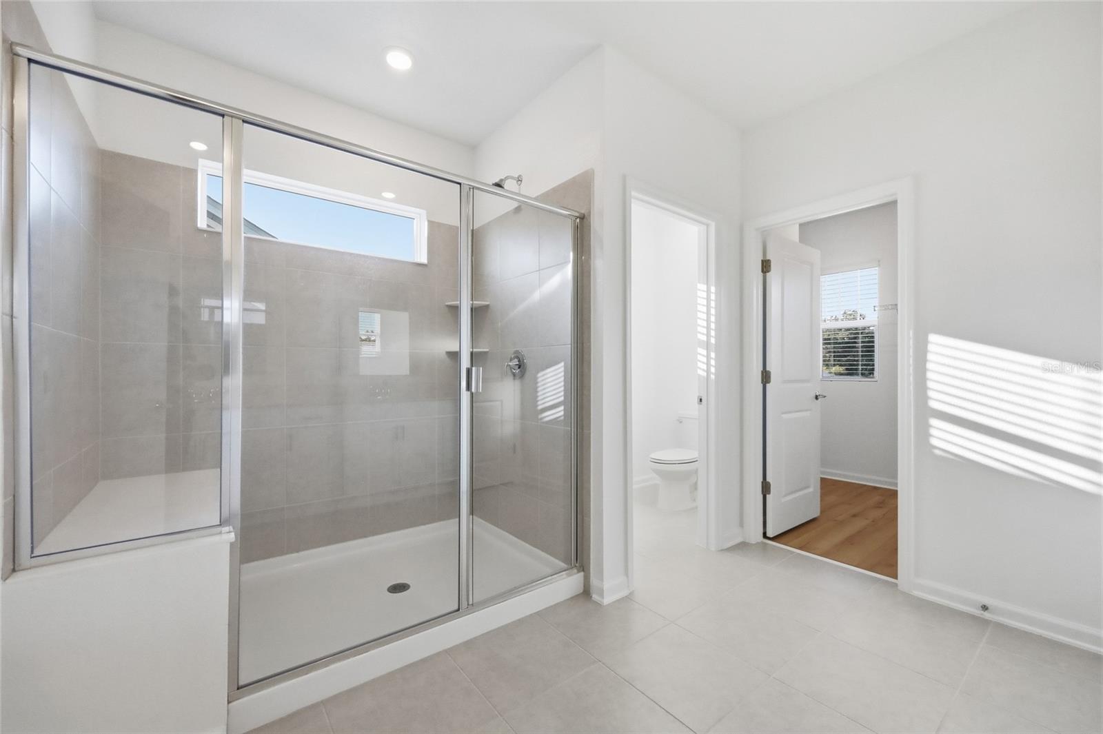 694 PERONI AVE, DEBARY, FL, 32713