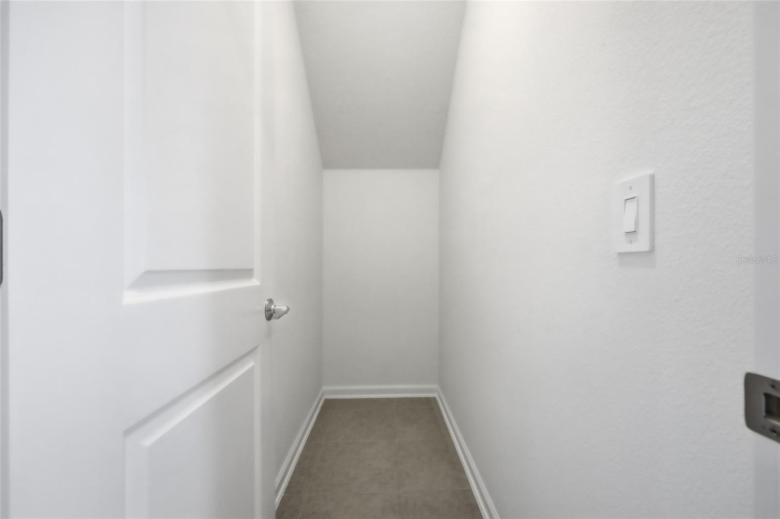 694 PERONI AVE, DEBARY, FL, 32713