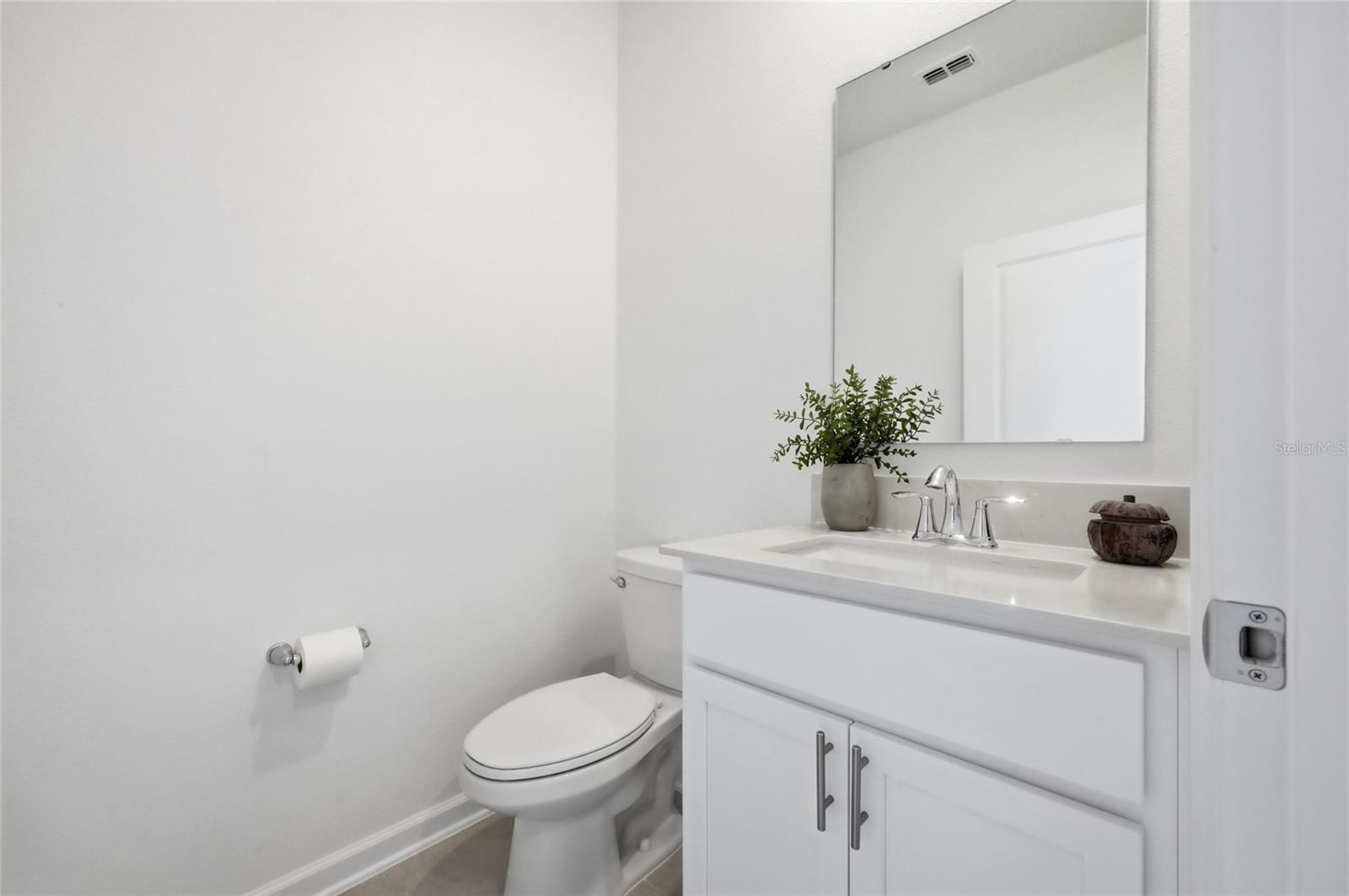 694 PERONI AVE, DEBARY, FL, 32713