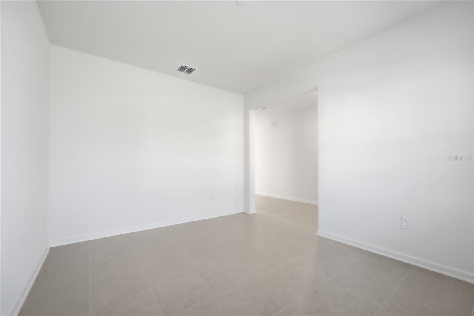 694 PERONI AVE, DEBARY, FL, 32713