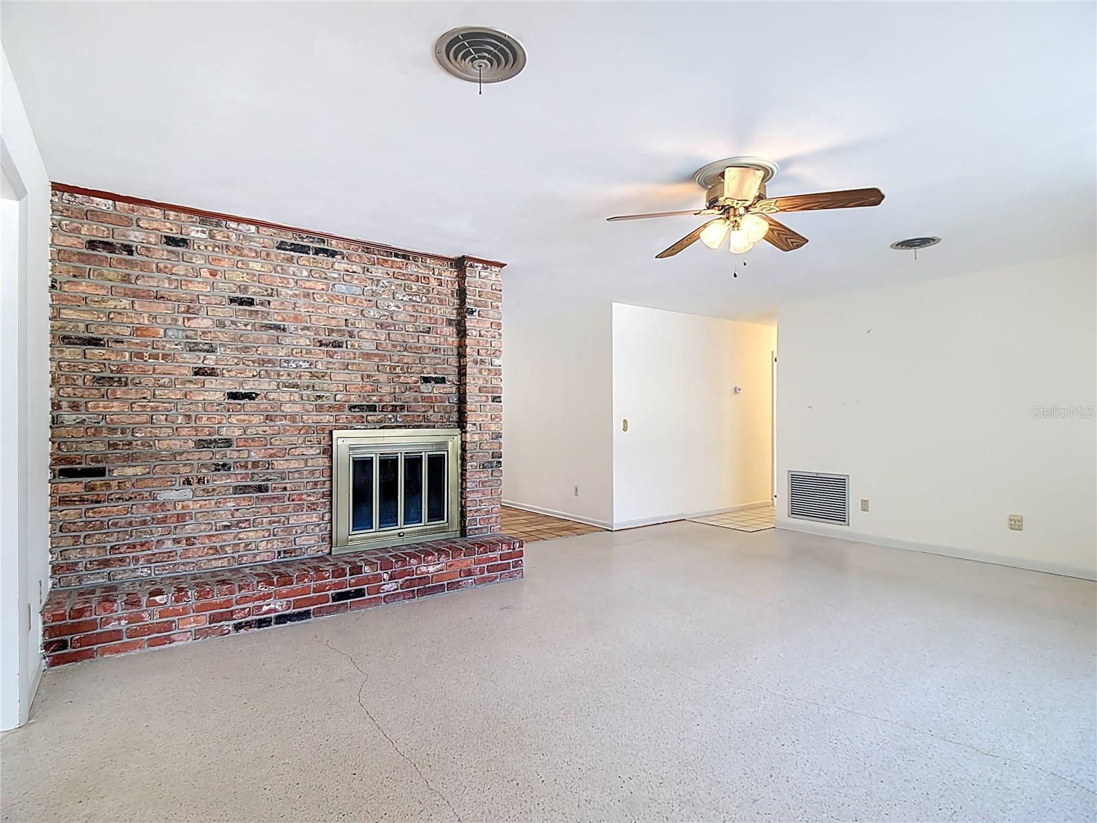 807 AVENUE L SE, WINTER HAVEN, FL, 33880