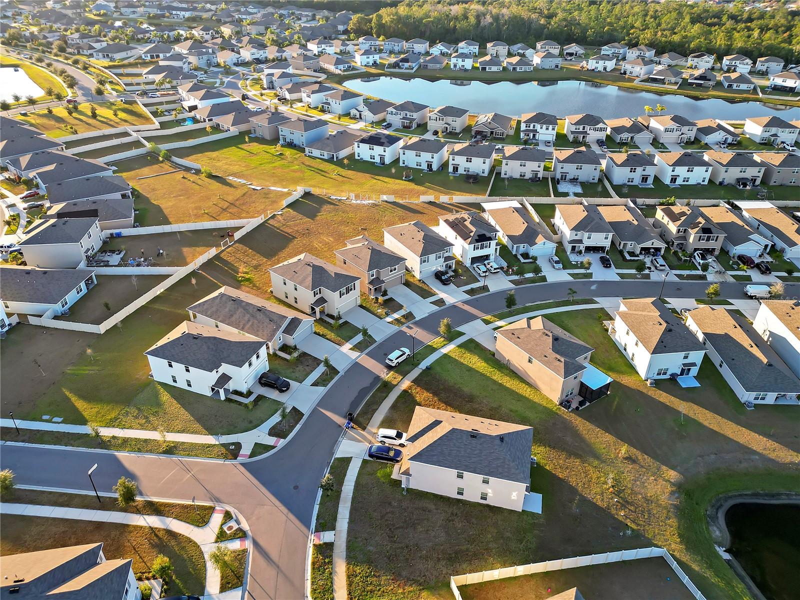 16645 MOSAIC OAR DR, WIMAUMA, FL, 33598