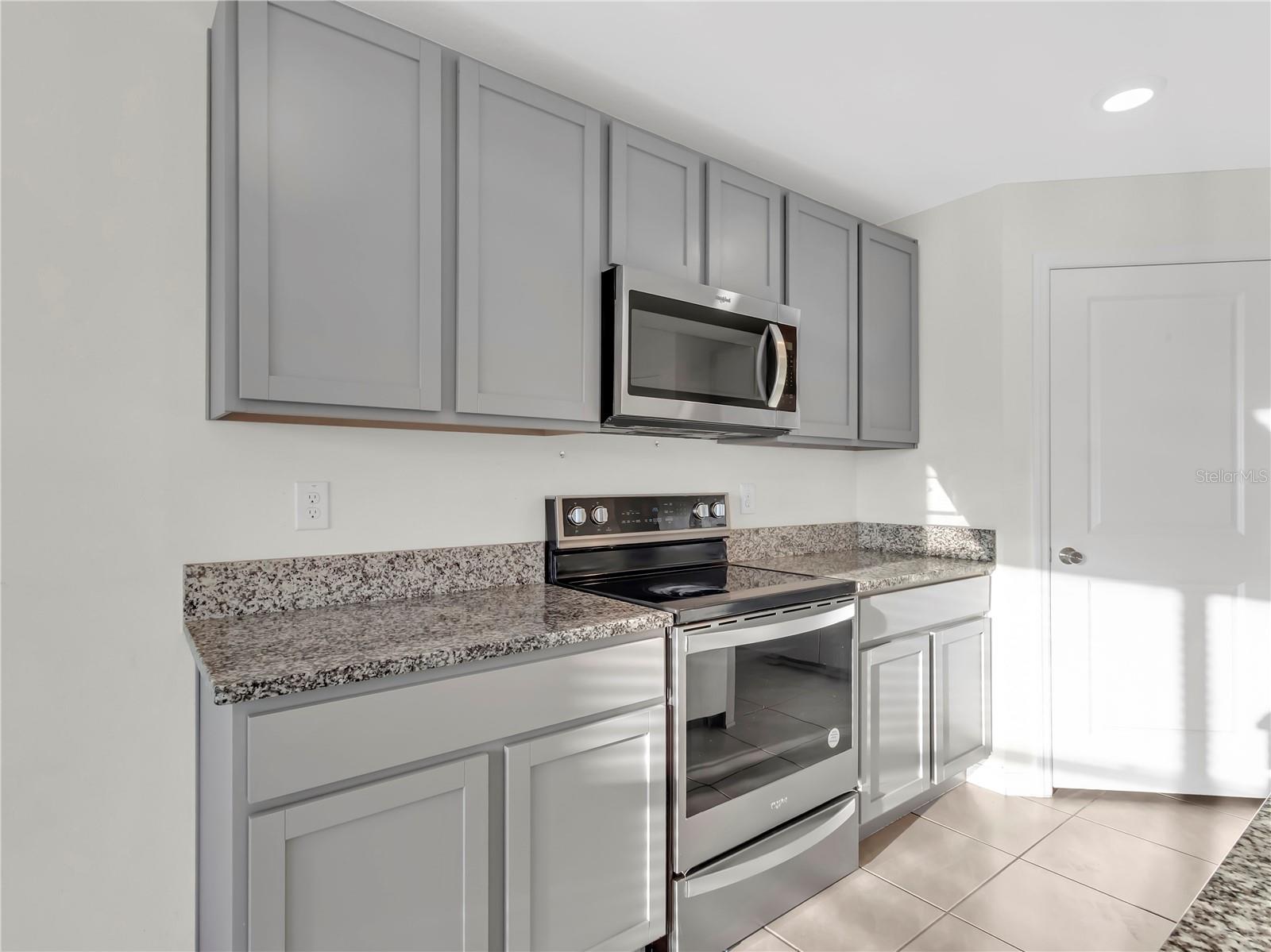 16645 MOSAIC OAR DR, WIMAUMA, FL, 33598