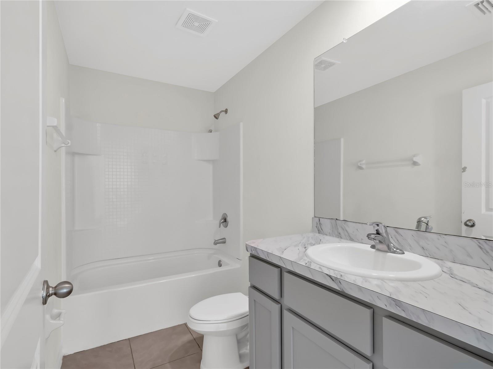 16645 MOSAIC OAR DR, WIMAUMA, FL, 33598