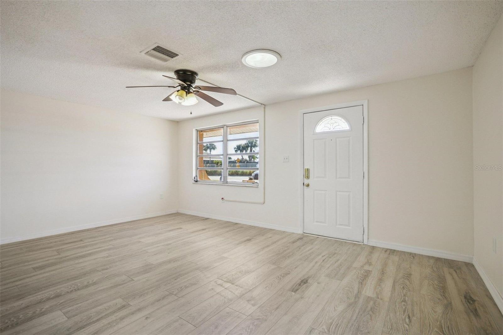 20168 EDGEWATER DR, PORT CHARLOTTE, FL, 33952