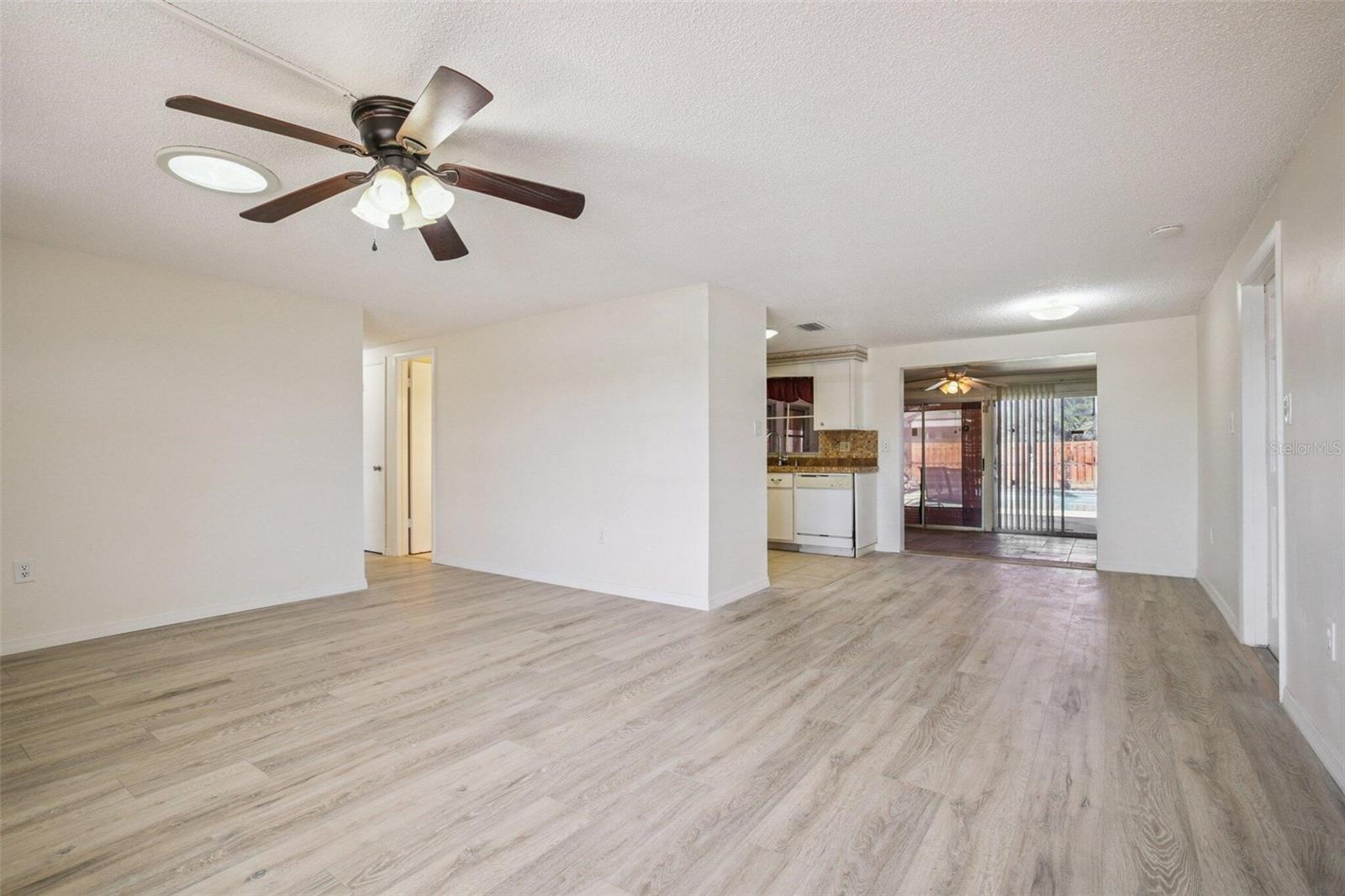 20168 EDGEWATER DR, PORT CHARLOTTE, FL, 33952