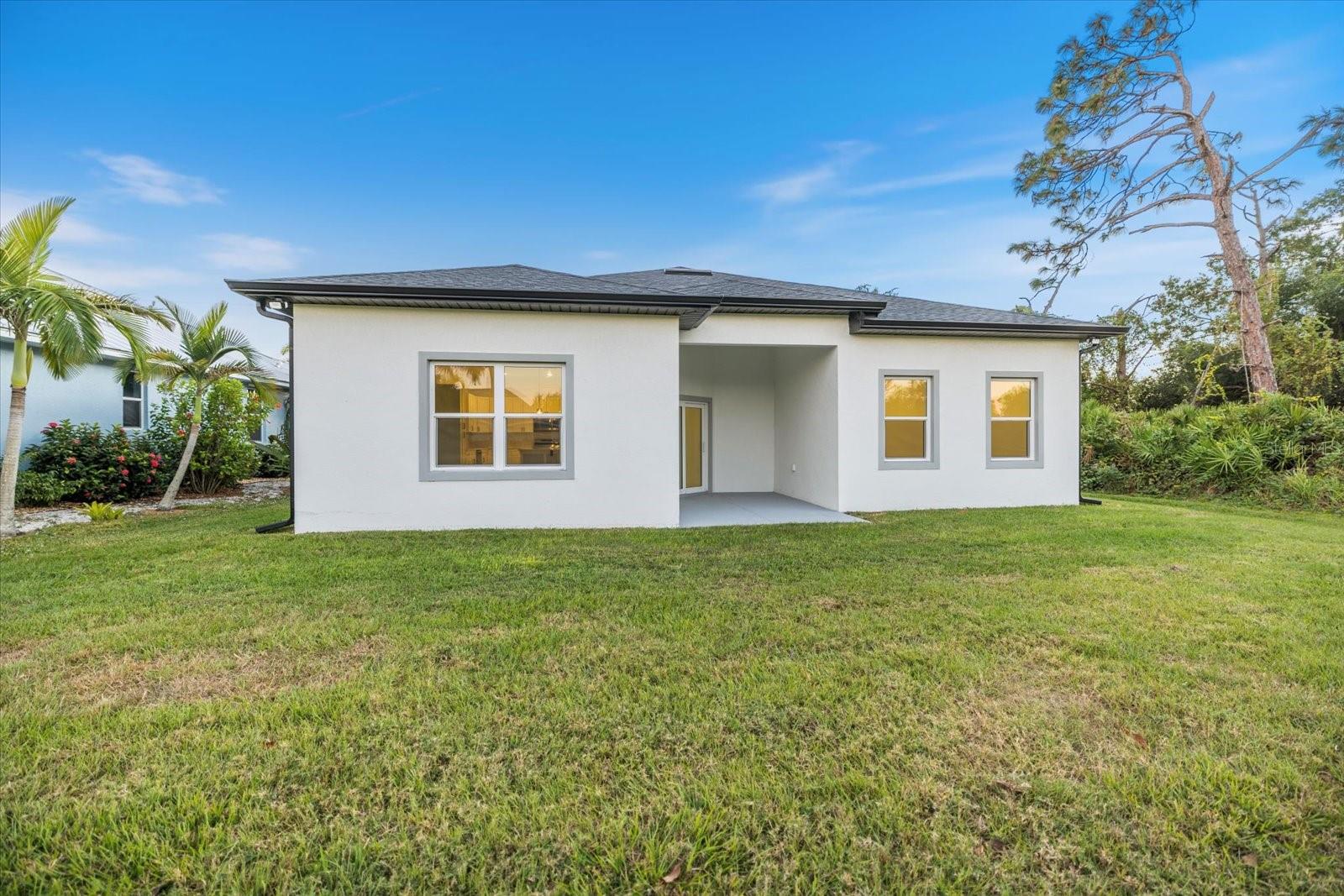 482 SUNSET RD N, ROTONDA WEST, FL, 33947