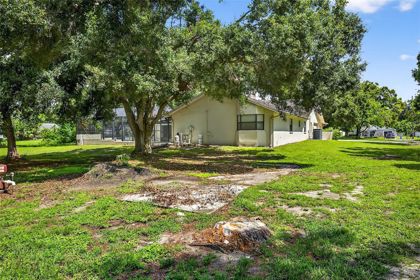 6320 66TH AVE N, PINELLAS PARK, FL, 33781