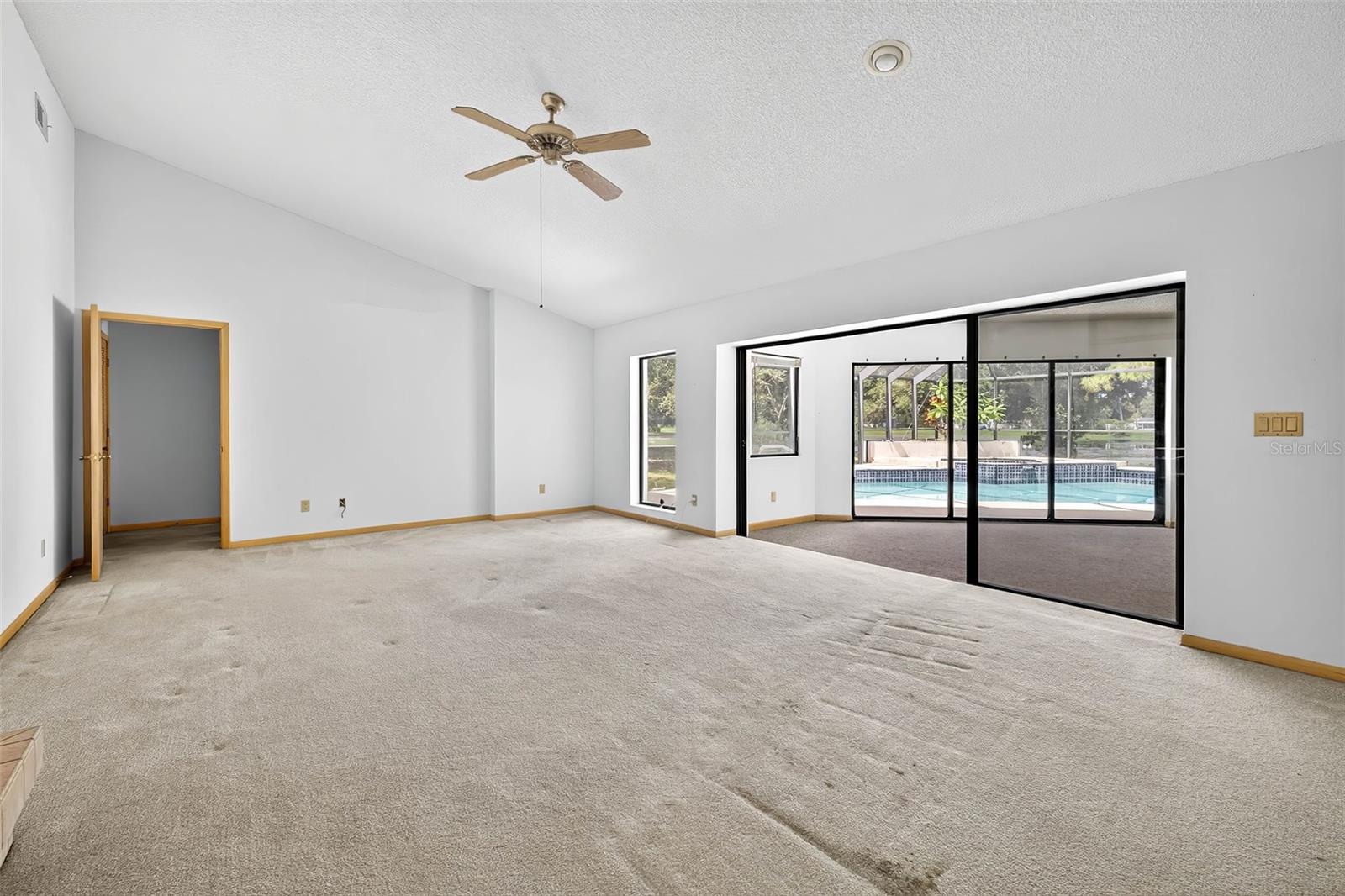 6320 66TH AVE N, PINELLAS PARK, FL, 33781