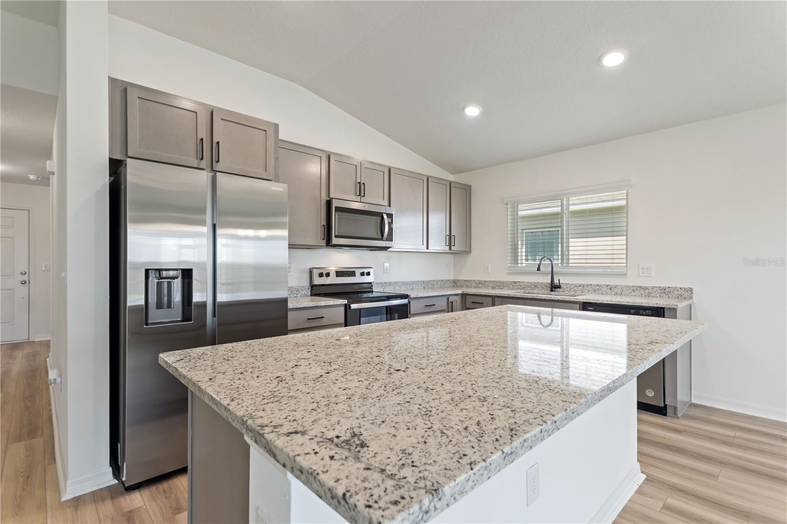 305 SUMMER GROVE WAY, HAINES CITY, FL, 33844