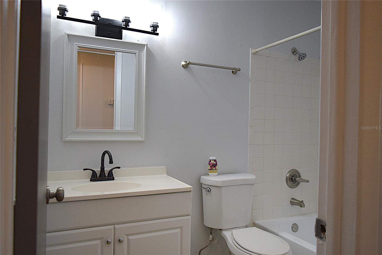 1242 MOHRLAKE DR, BRANDON, FL, 33511