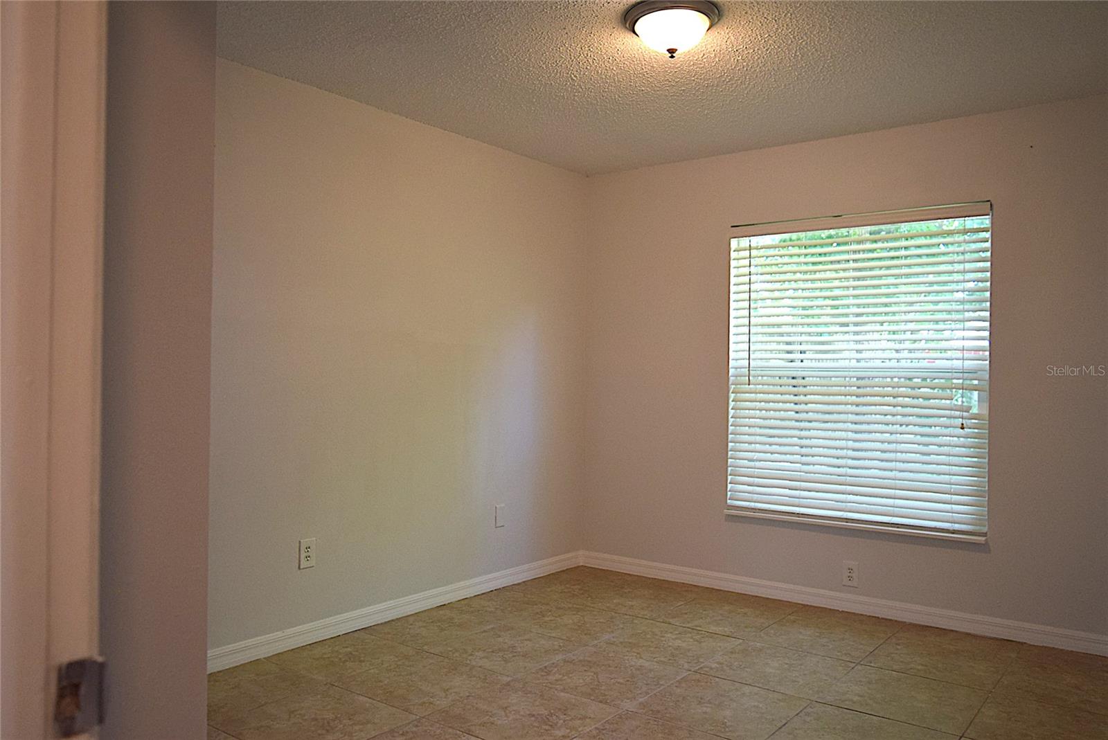 1242 MOHRLAKE DR, BRANDON, FL, 33511