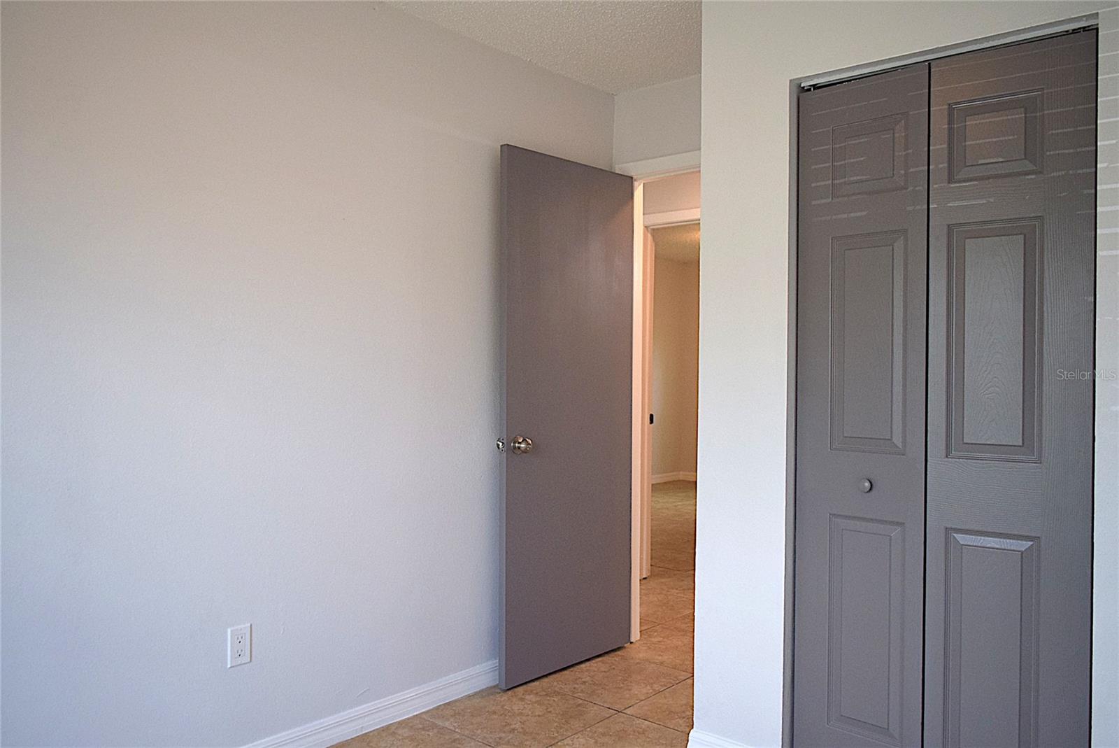 1242 MOHRLAKE DR, BRANDON, FL, 33511