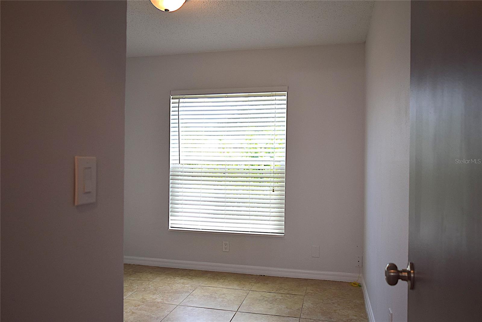 1242 MOHRLAKE DR, BRANDON, FL, 33511