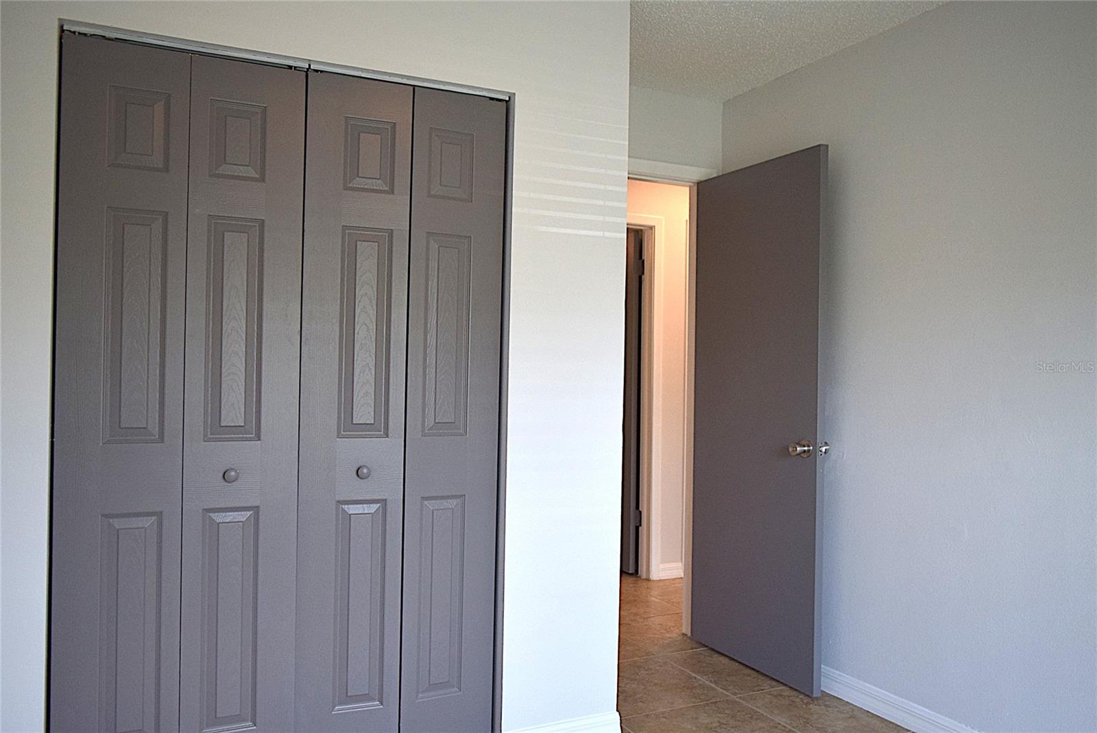 1242 MOHRLAKE DR, BRANDON, FL, 33511