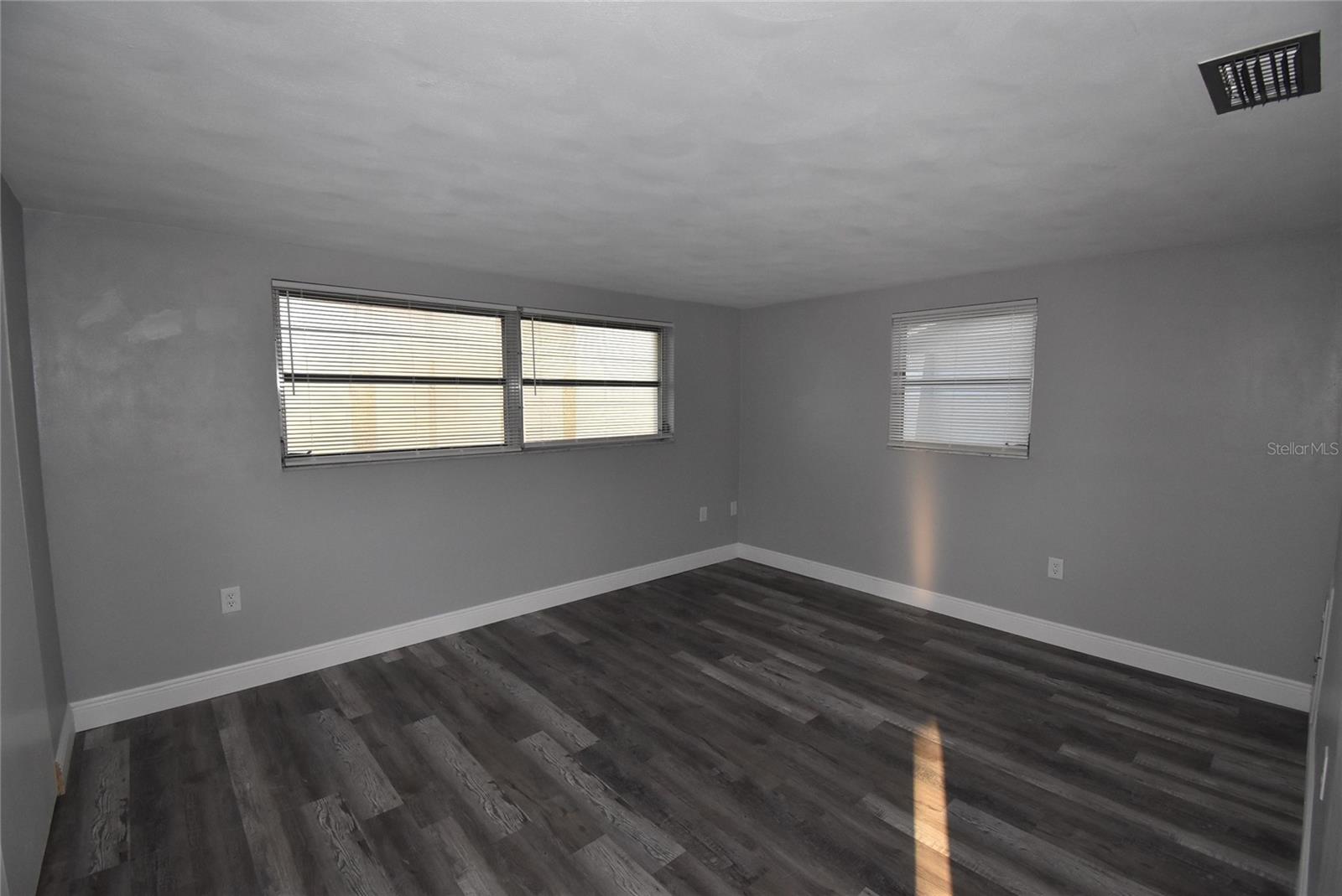 7300 EMBASSY BLVD, PORT RICHEY, FL, 34668