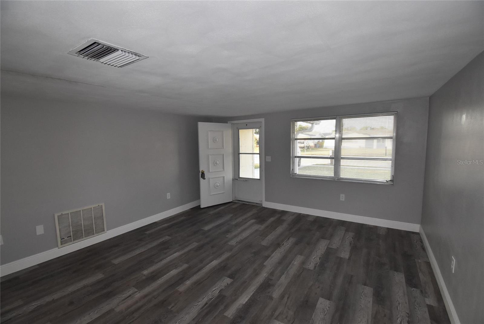 7300 EMBASSY BLVD, PORT RICHEY, FL, 34668