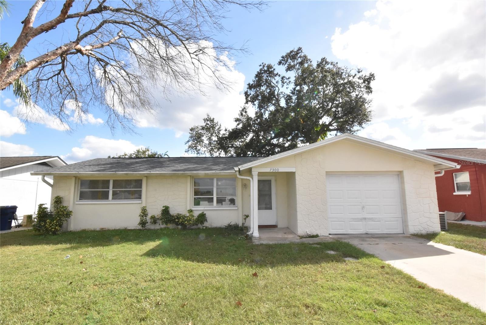 7300 EMBASSY BLVD, PORT RICHEY, FL, 34668