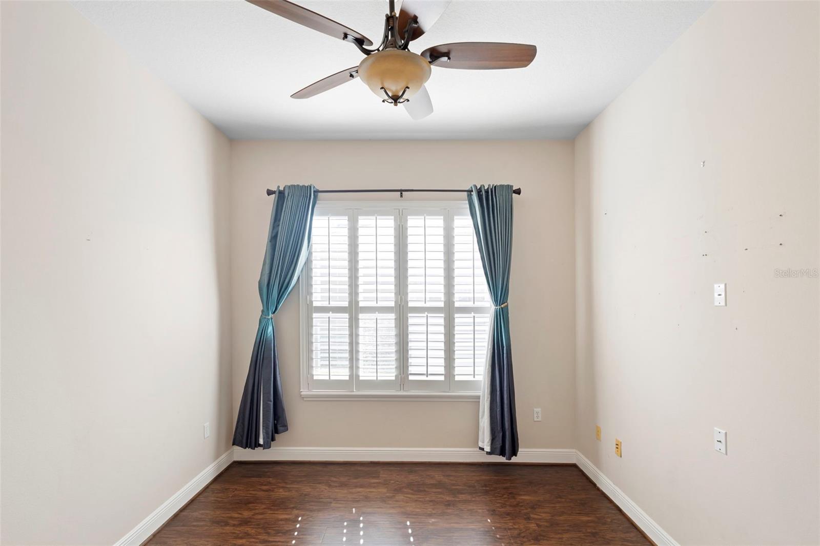 106 LOWER LAKE CT, DEBARY, FL, 32713