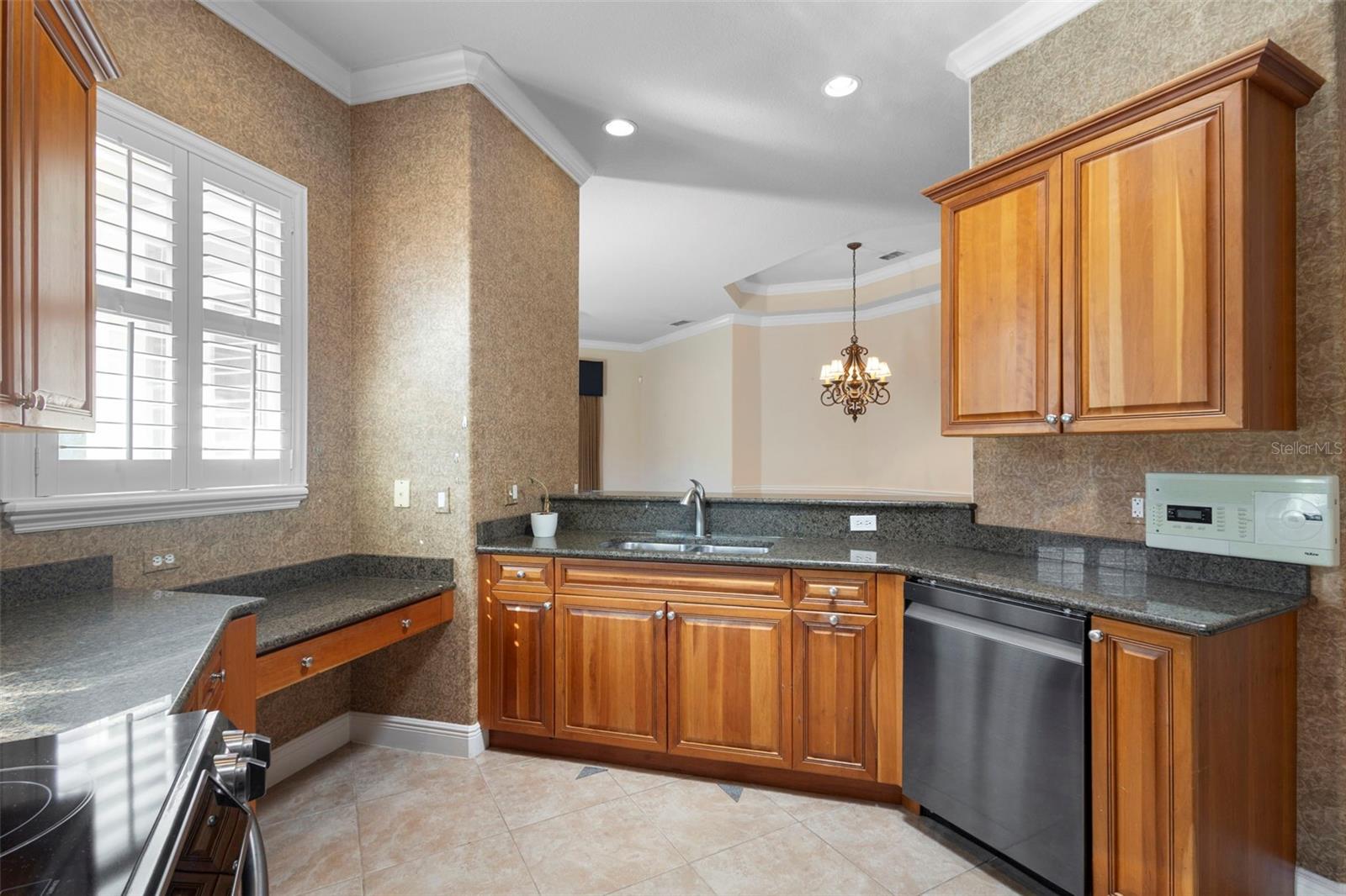 106 LOWER LAKE CT, DEBARY, FL, 32713