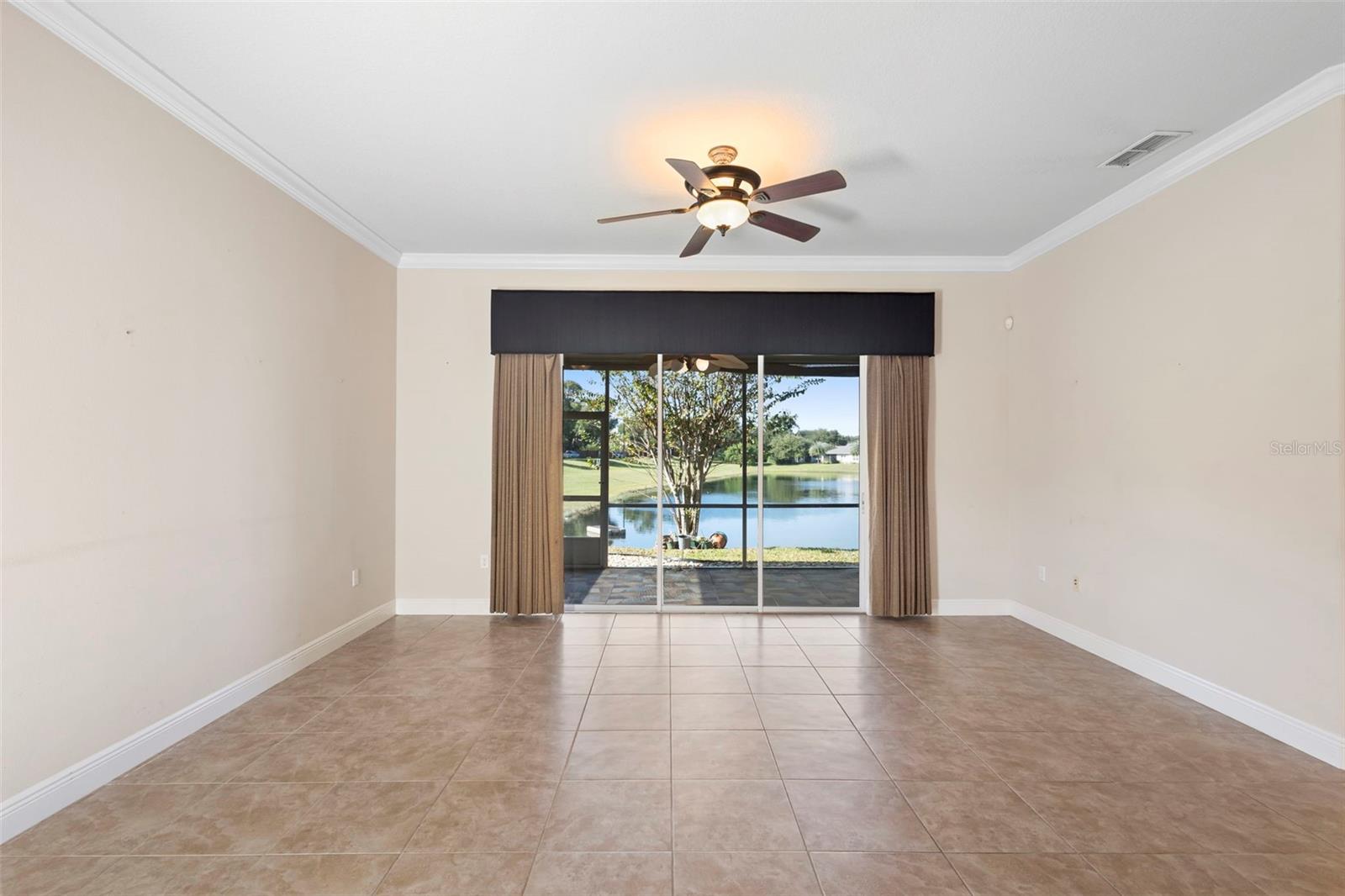 106 LOWER LAKE CT, DEBARY, FL, 32713