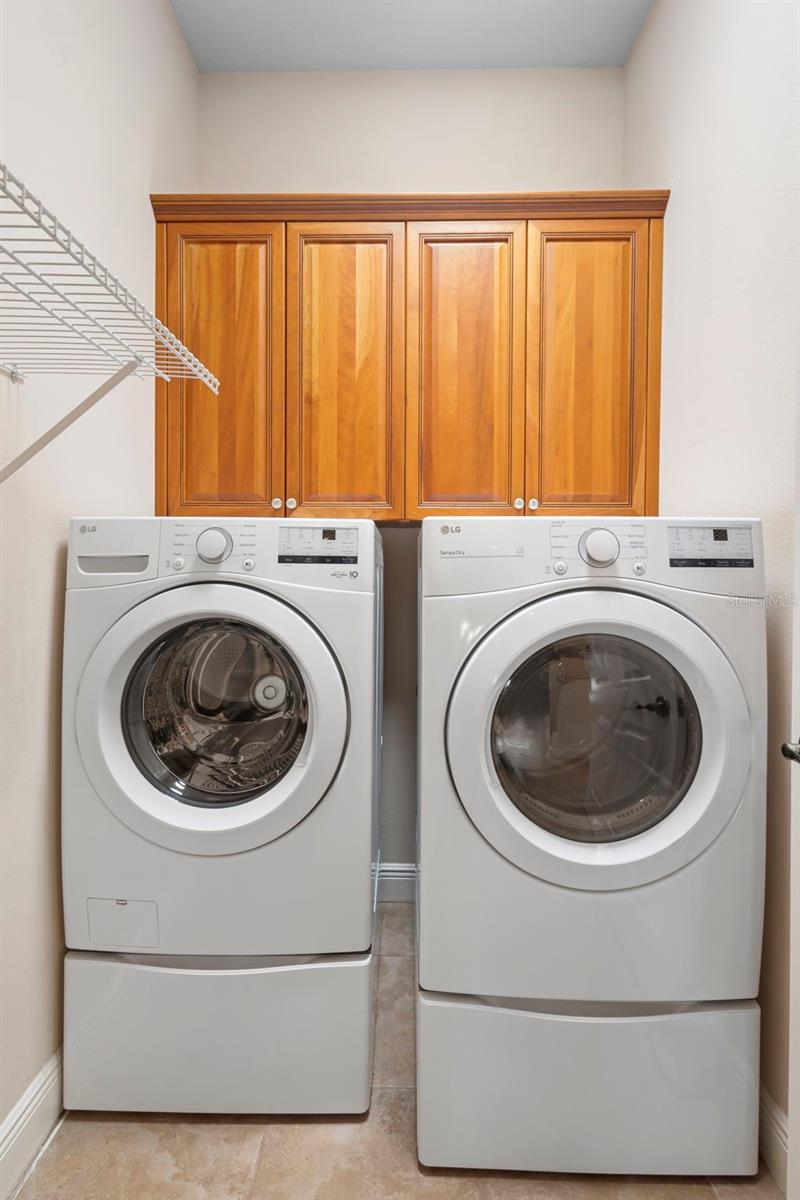 106 LOWER LAKE CT, DEBARY, FL, 32713