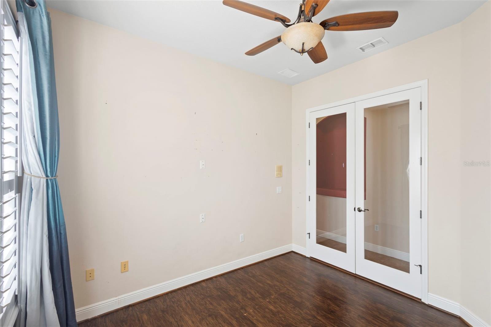 106 LOWER LAKE CT, DEBARY, FL, 32713