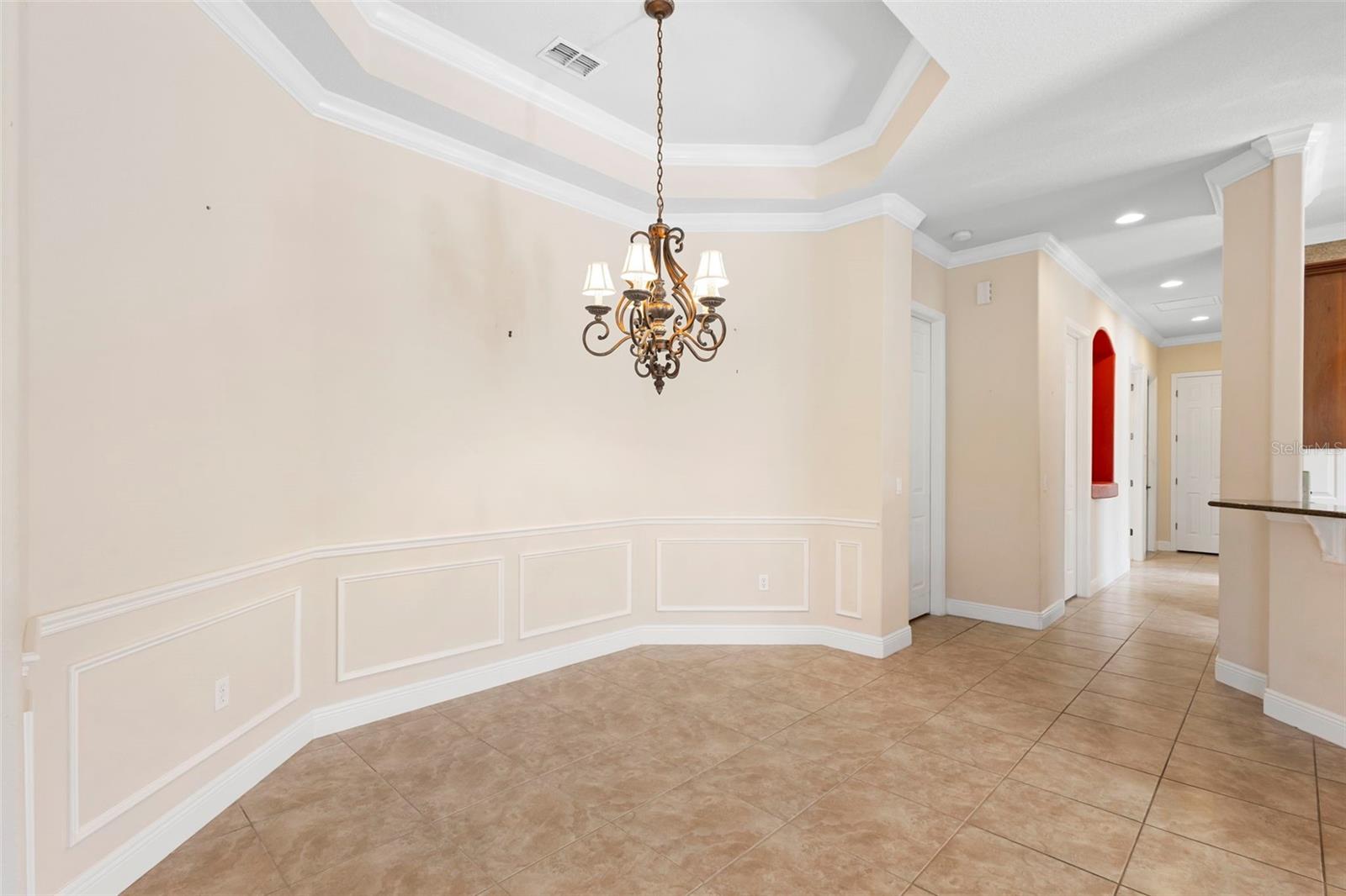 106 LOWER LAKE CT, DEBARY, FL, 32713