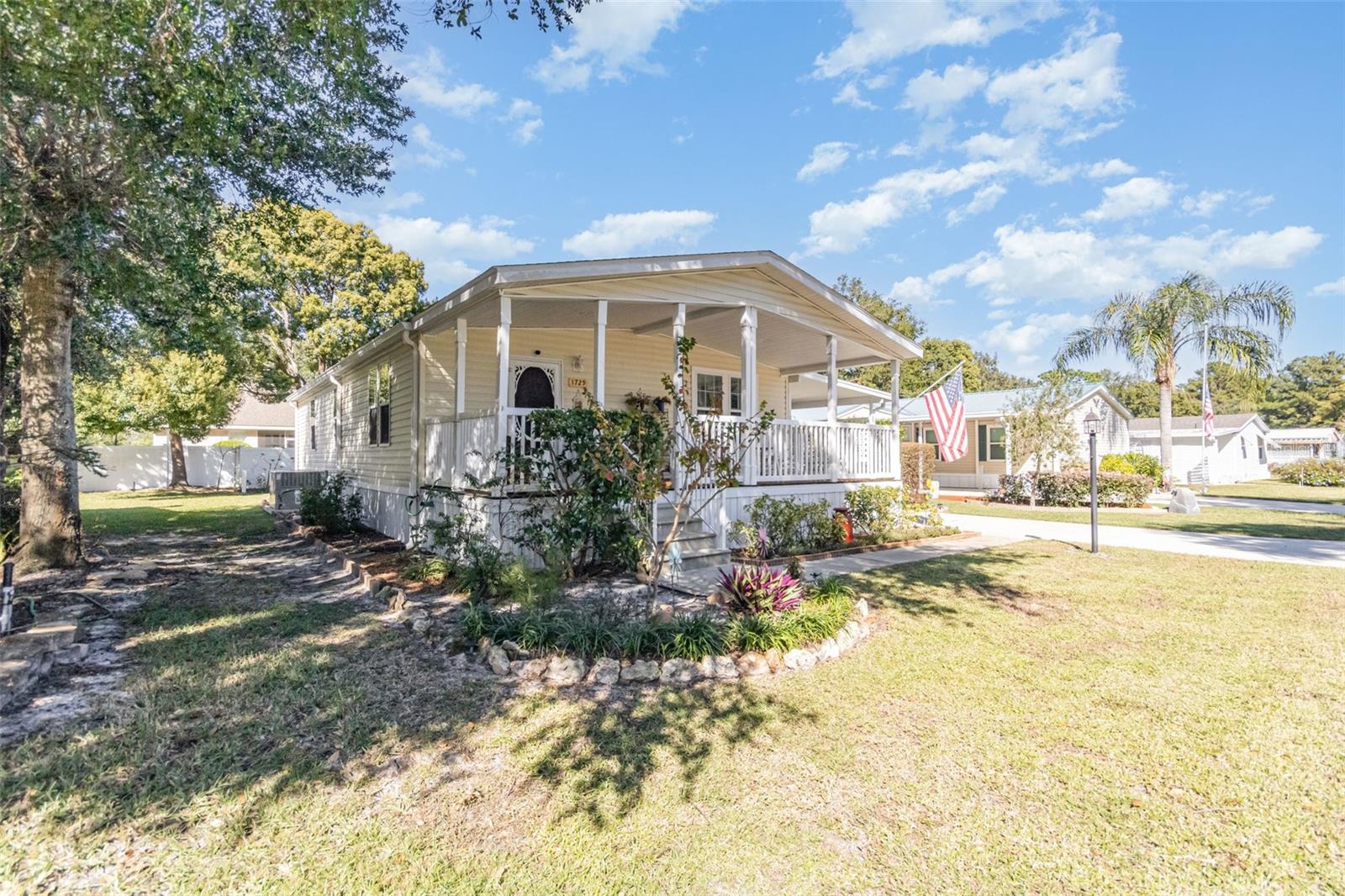 1729 STACEY DR, MOUNT DORA, FL, 32757