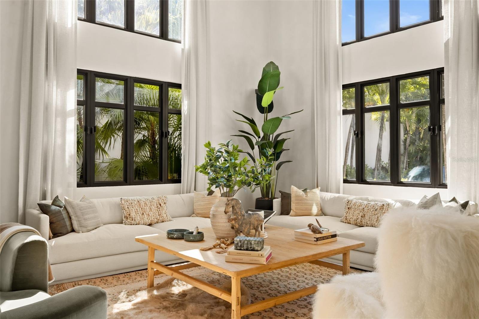 PR9117432 Property Photo