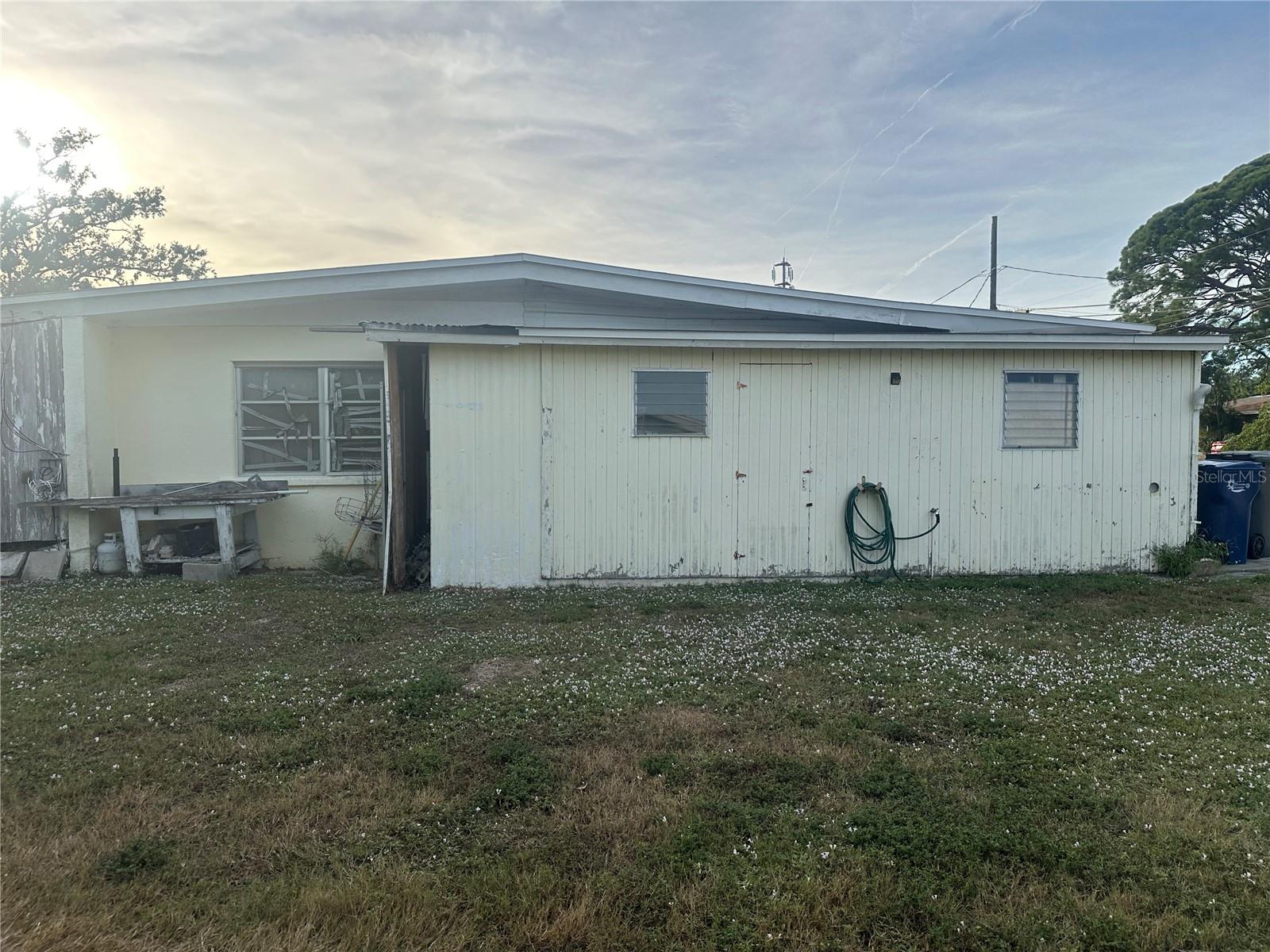 912 68TH AVE W, BRADENTON, FL, 34207