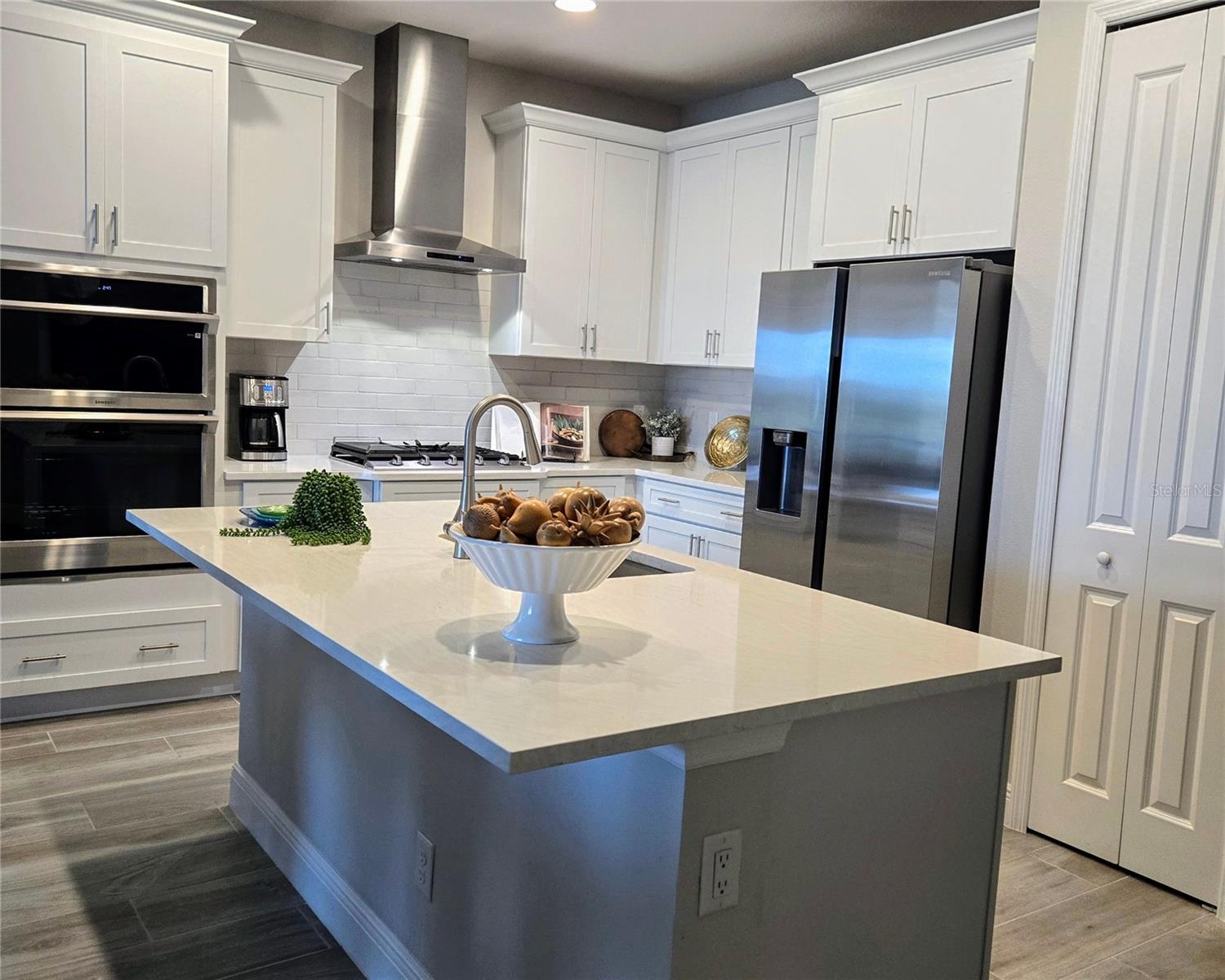 235 OKEEFFE CIR, BRADENTON, FL, 34212