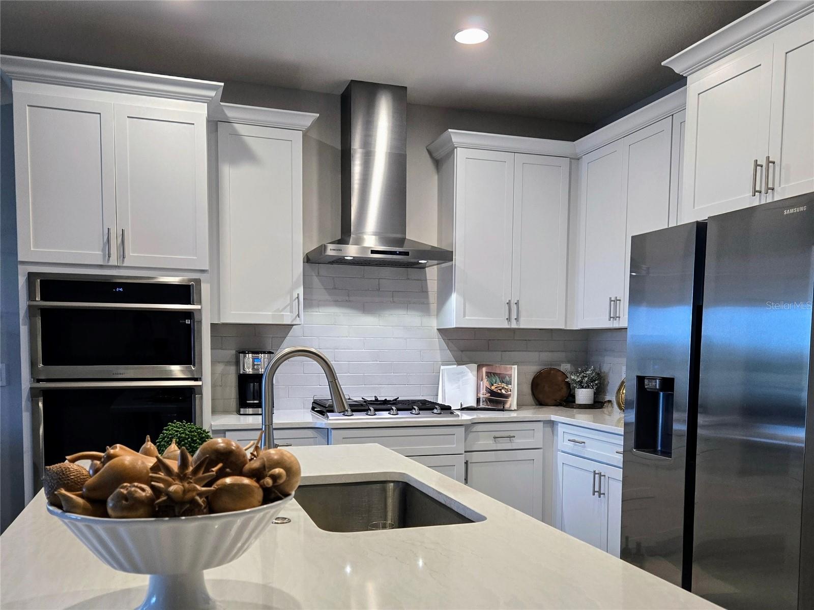 235 OKEEFFE CIR, BRADENTON, FL, 34212