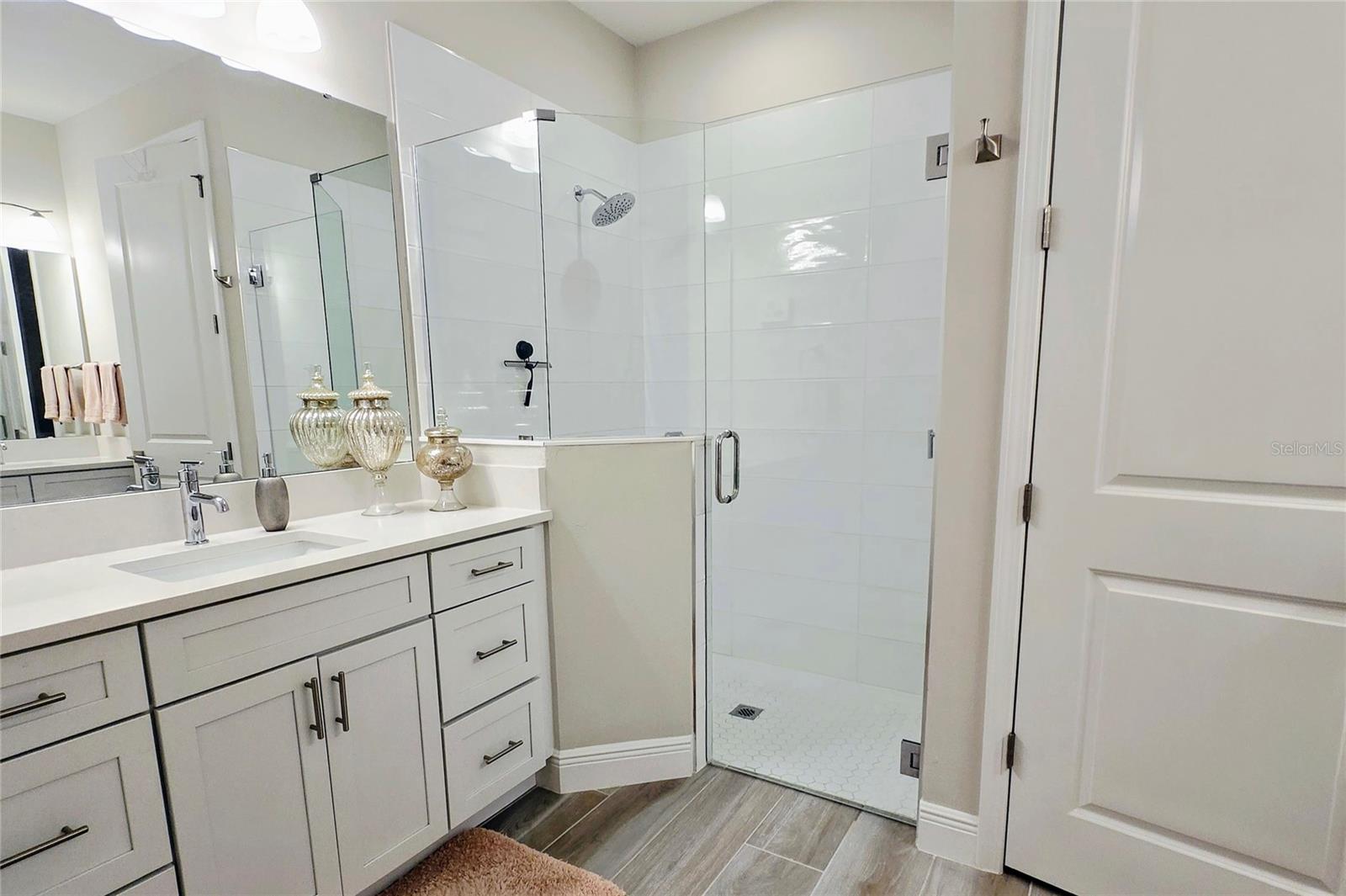 235 OKEEFFE CIR, BRADENTON, FL, 34212