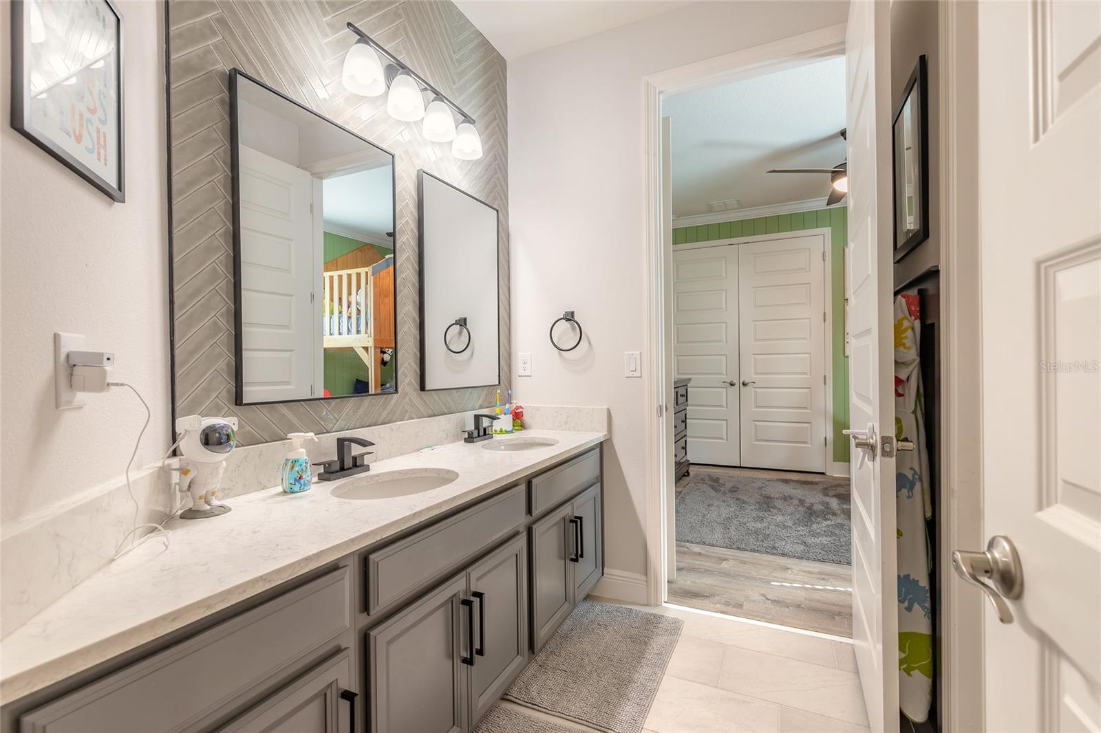 209 VENETIAN PALMS BLVD, NEW SMYRNA BEACH, FL, 32168