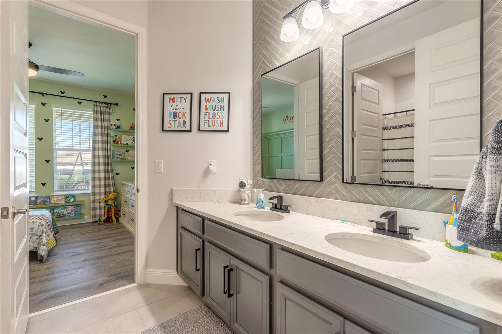 209 VENETIAN PALMS BLVD, NEW SMYRNA BEACH, FL, 32168