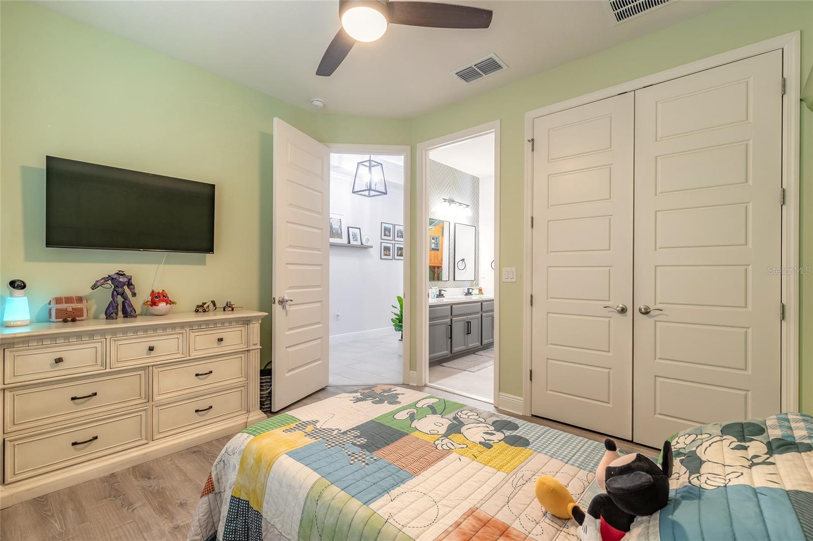 209 VENETIAN PALMS BLVD, NEW SMYRNA BEACH, FL, 32168