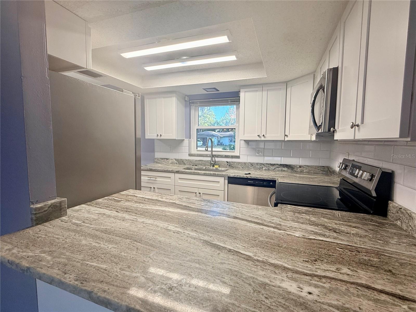 8775 HEATHER BLVD, WEEKI WACHEE, FL, 34613