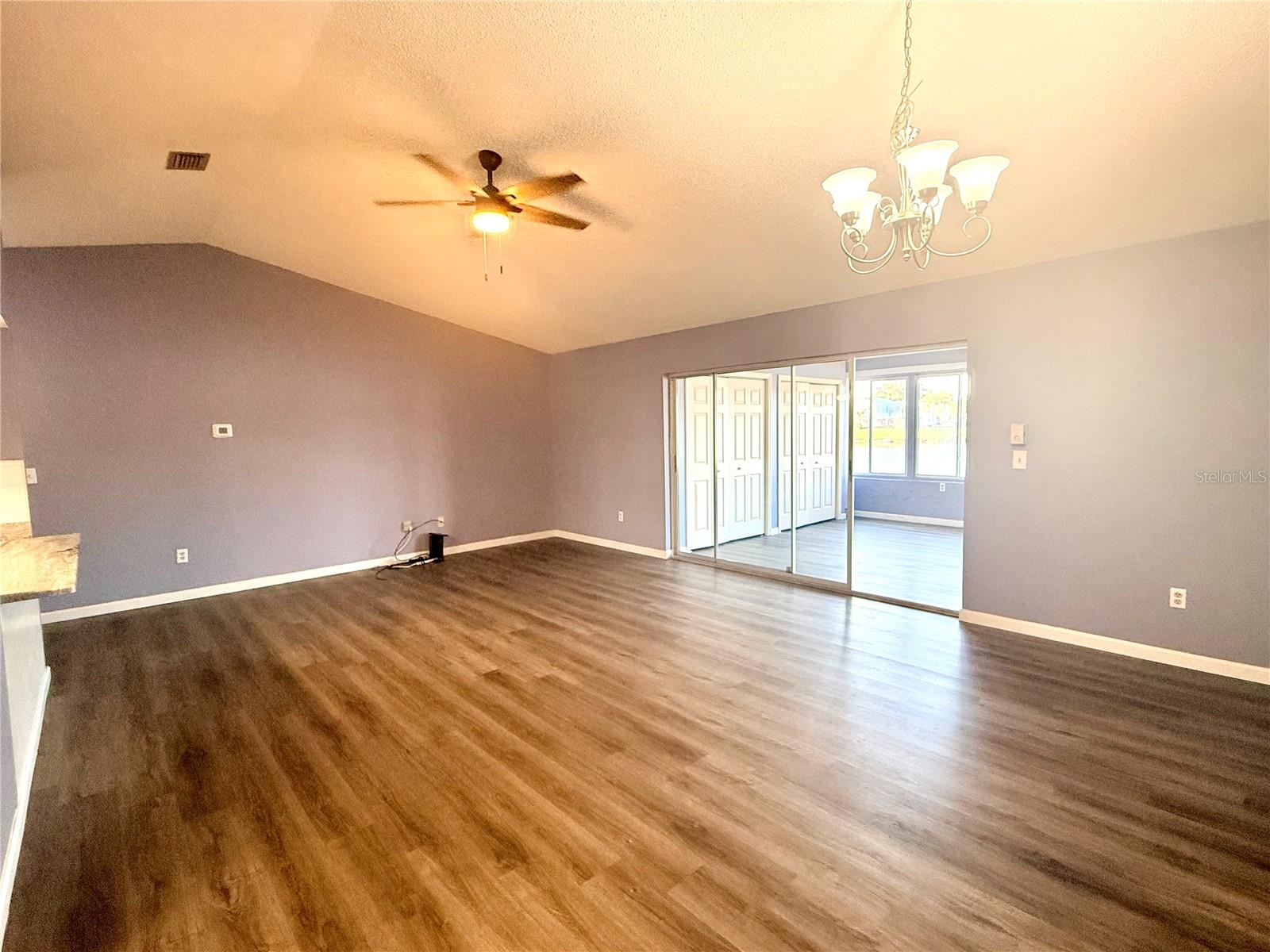 8775 HEATHER BLVD, WEEKI WACHEE, FL, 34613