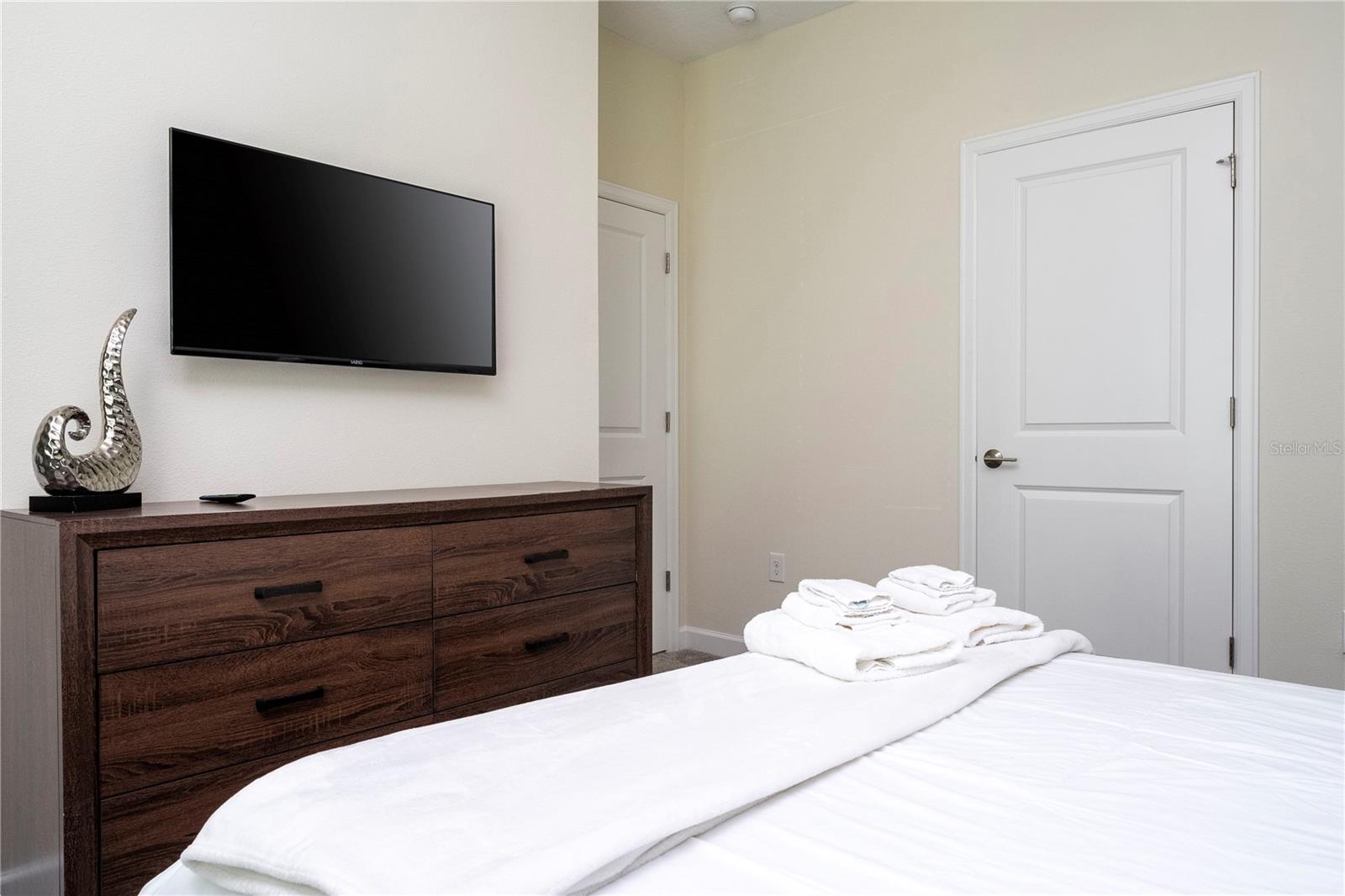 8987 CABOT CLIFFS DR, DAVENPORT, FL, 33896