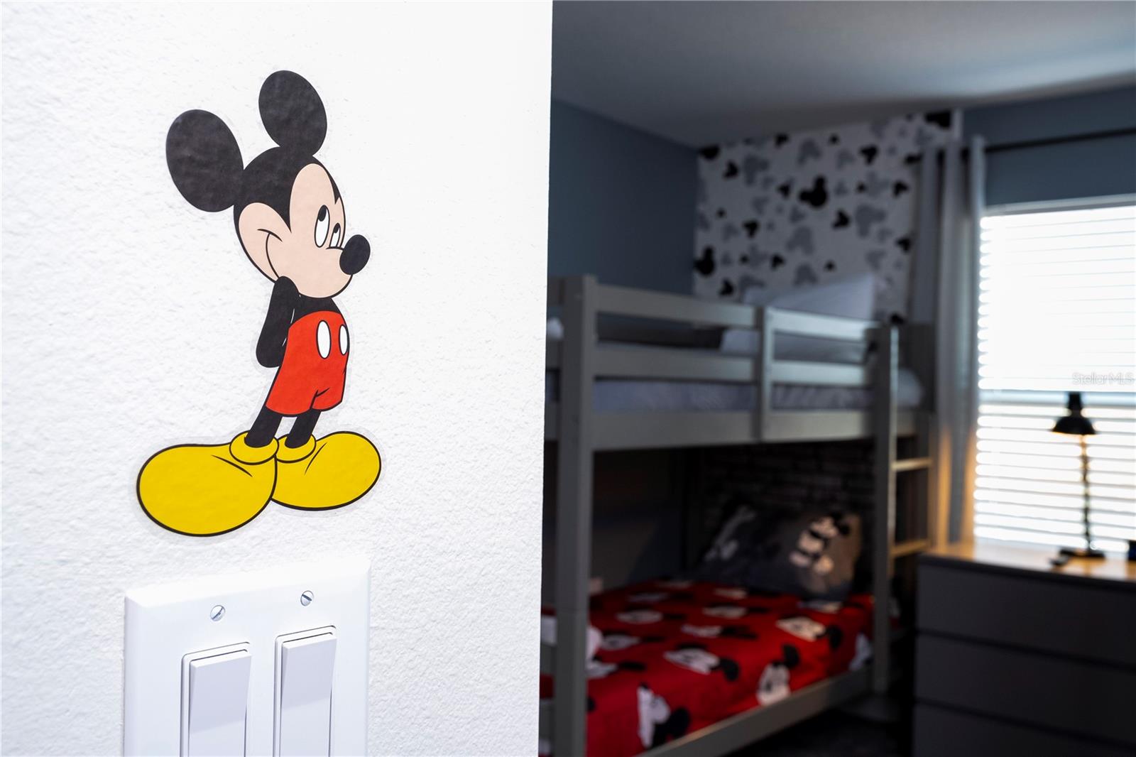 8987 CABOT CLIFFS DR, DAVENPORT, FL, 33896