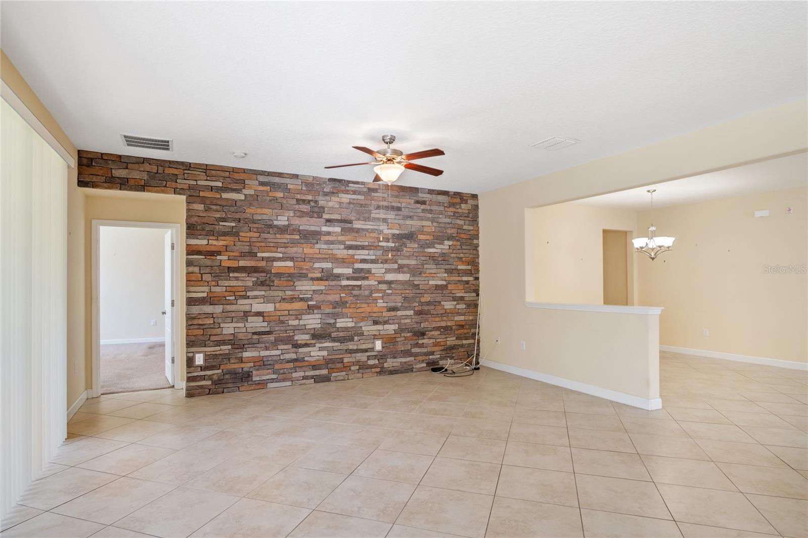 1455 LAKE SIDE AVE, DAVENPORT, FL, 33837