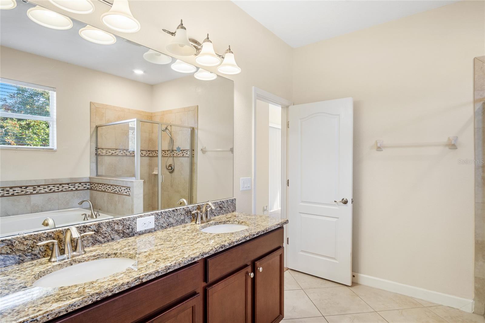 1455 LAKE SIDE AVE, DAVENPORT, FL, 33837