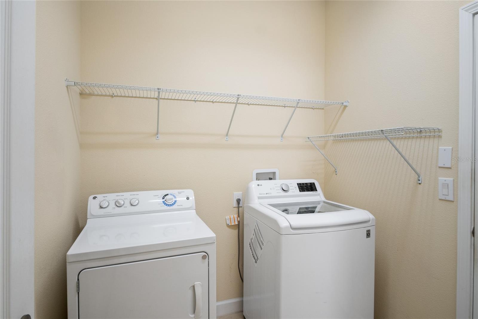 1455 LAKE SIDE AVE, DAVENPORT, FL, 33837