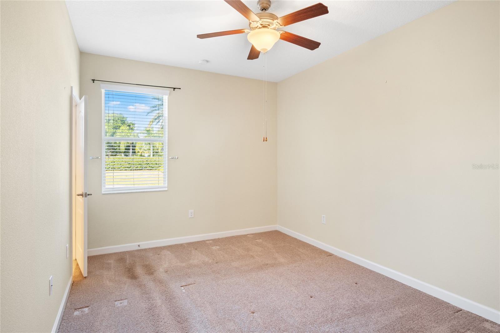 1455 LAKE SIDE AVE, DAVENPORT, FL, 33837