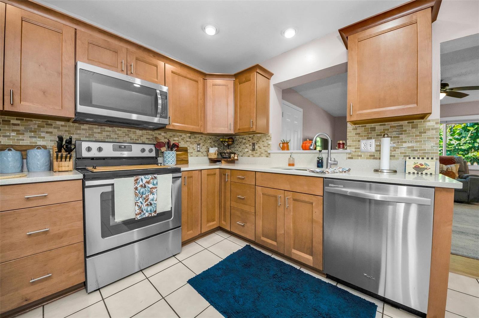 8037 POWDER HORN CIR, LARGO, FL, 33773