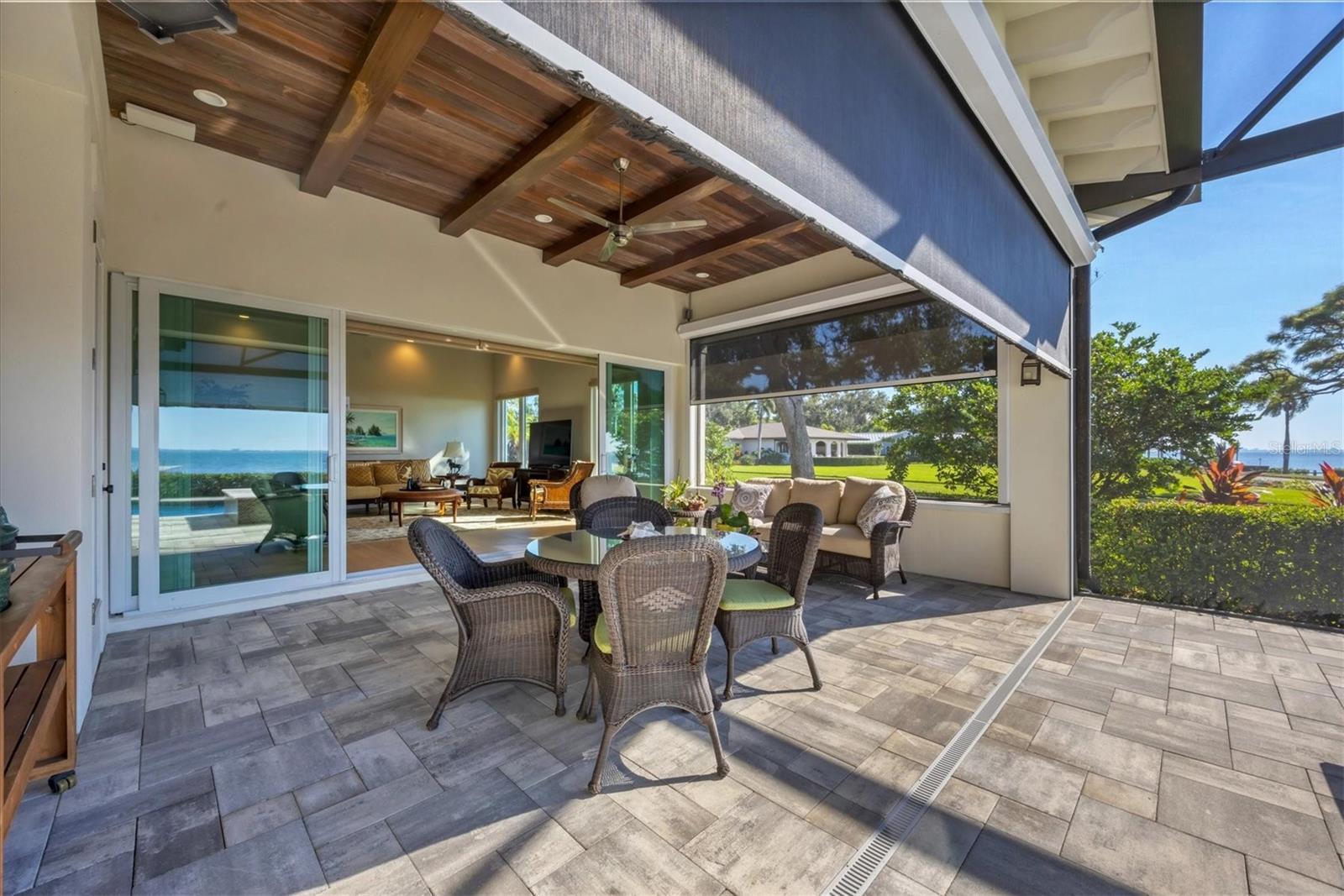 A4672404 Property Photo