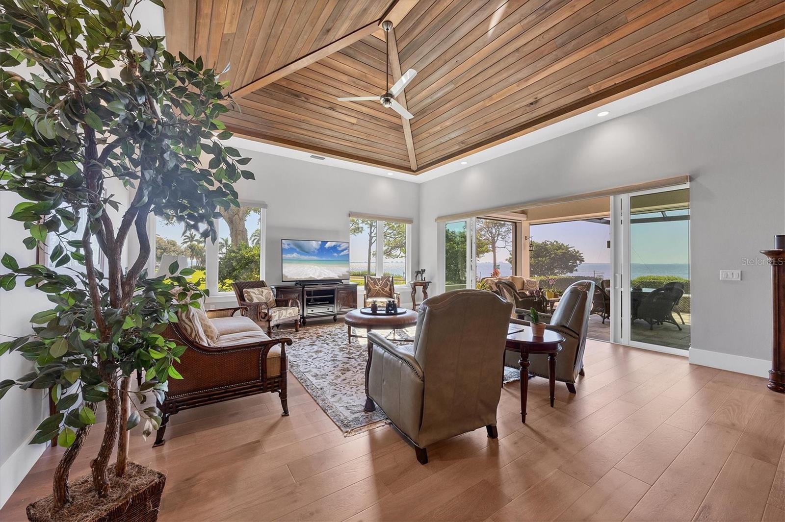 A4672404 Property Photo