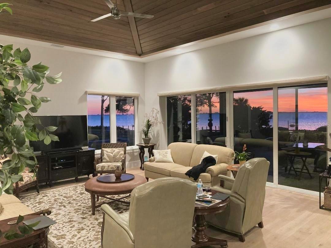 A4672404 Property Photo