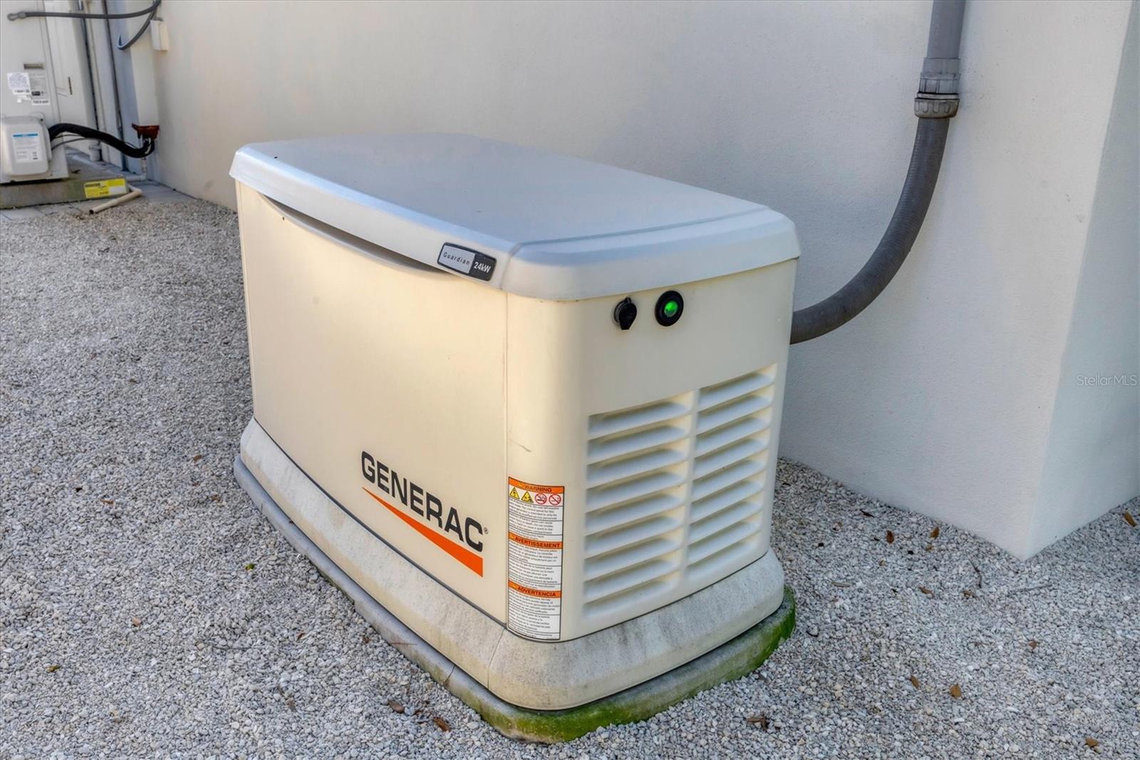 A4672404 Property Photo